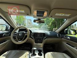 جیپ گراند شیرۆکی